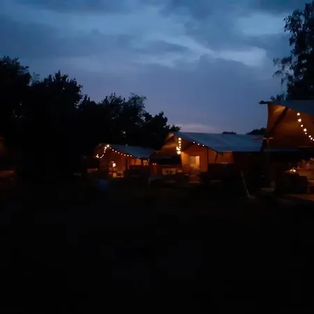 Luxe Safaritent Glamping 6-persoons * Lieren